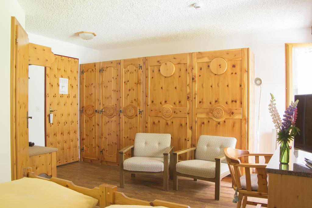 Hotel Waldhaus Bettmeralp Bilik gambar