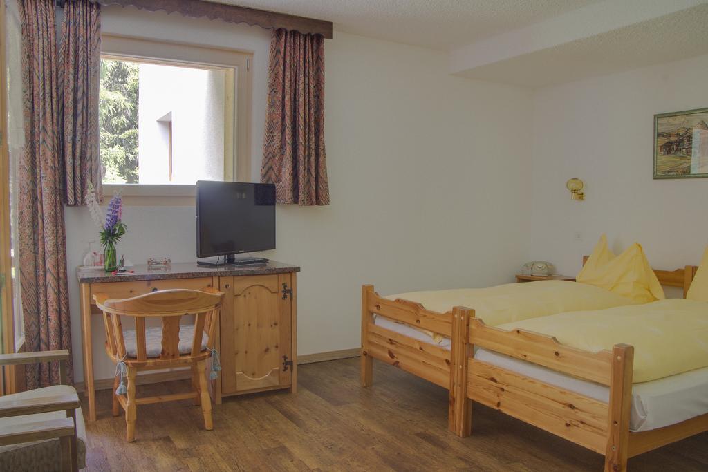 Hotel Waldhaus Bettmeralp Bilik gambar