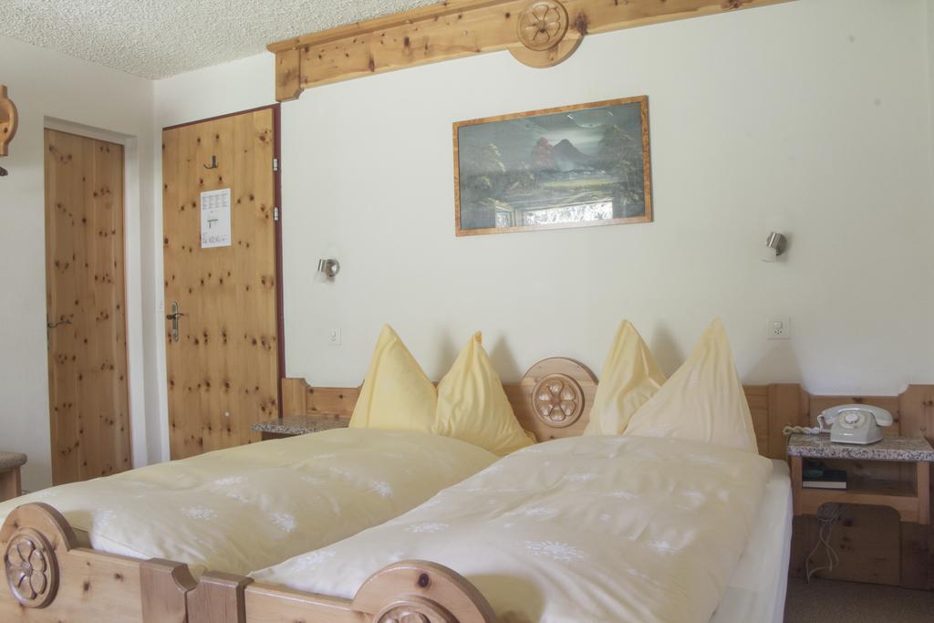 Hotel Waldhaus Bettmeralp Bilik gambar