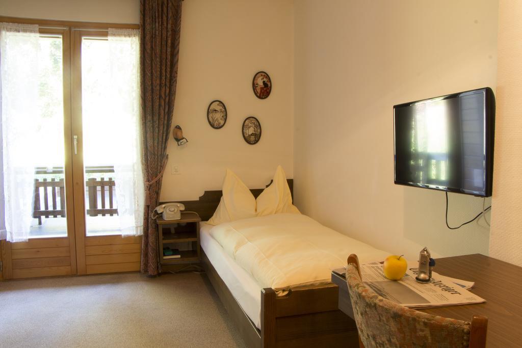 Hotel Waldhaus Bettmeralp Bilik gambar